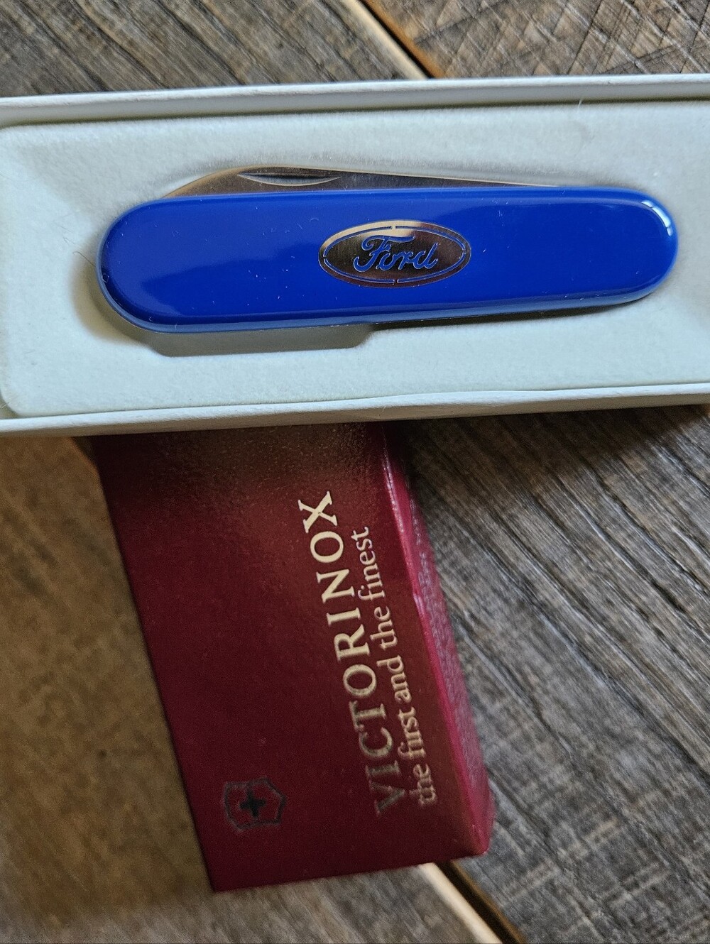Vintage (80's Approx) Victorinox Bantam Blue Multi-Tool with Ford Logo